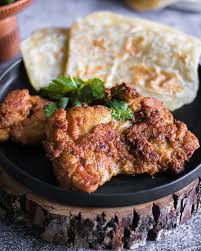 চিকেন চাপ, পরাটা ১ পিস, সালাদ